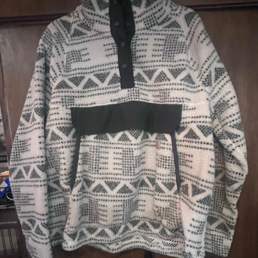 Carhartt Black and White Patterned Fleece Jacket
